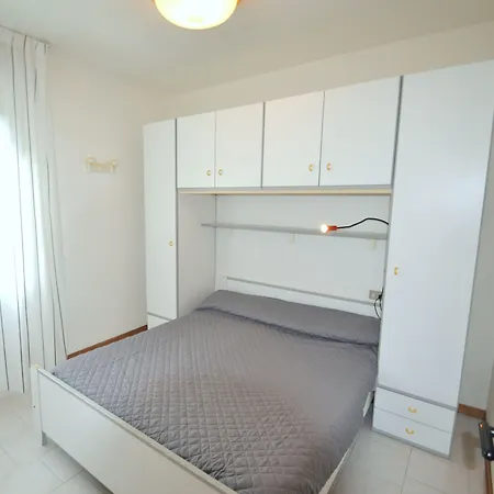 One Bedroom Flat With Balcony Next To The Sea * Bibione